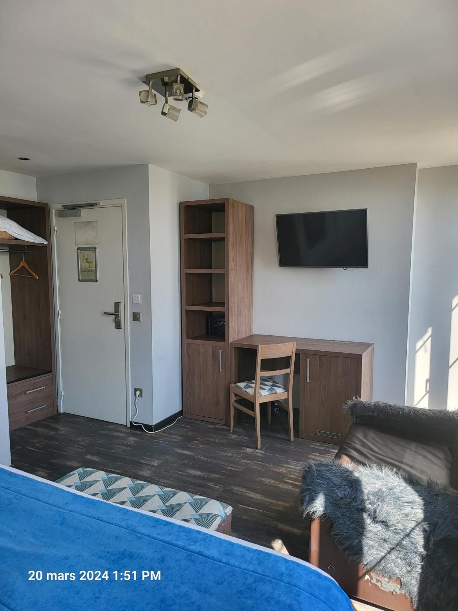 Hotel Flots D'Azur Promenade Des Anglais Nice Room photo