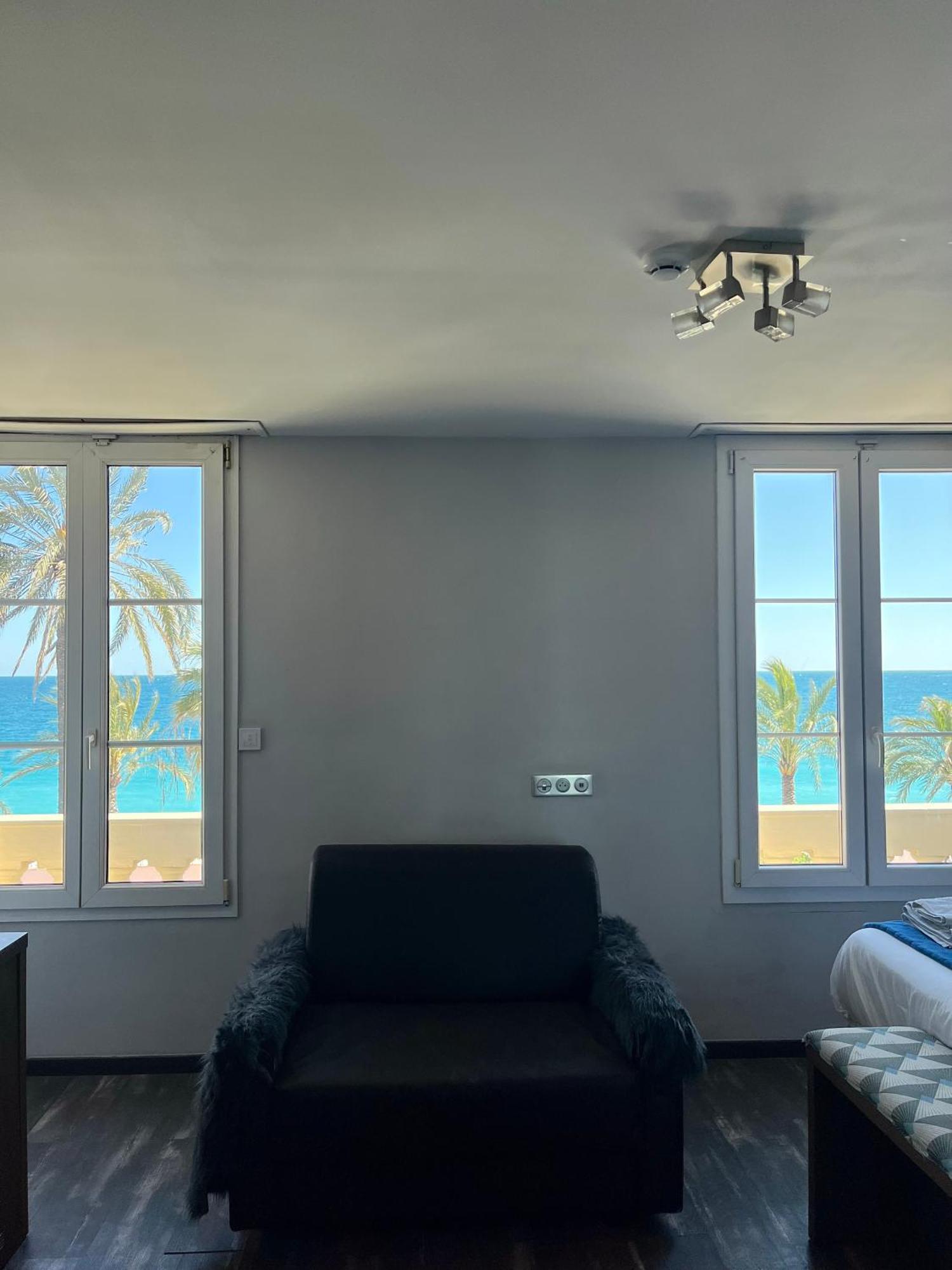 Hotel Flots D'Azur Promenade Des Anglais Nice Room photo